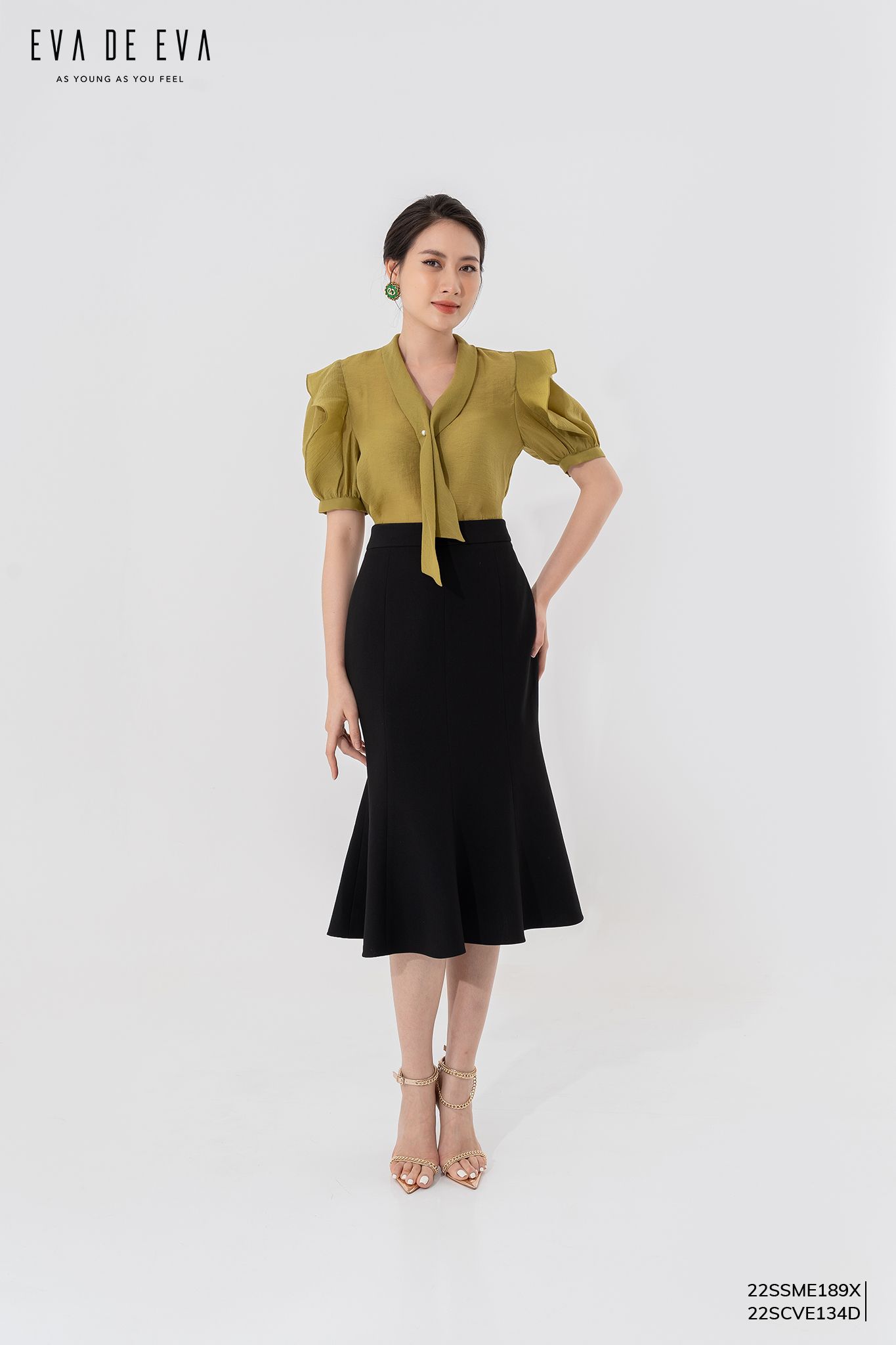 Sơ mi tay ngắn, Cổ nơ 22SSME189X 