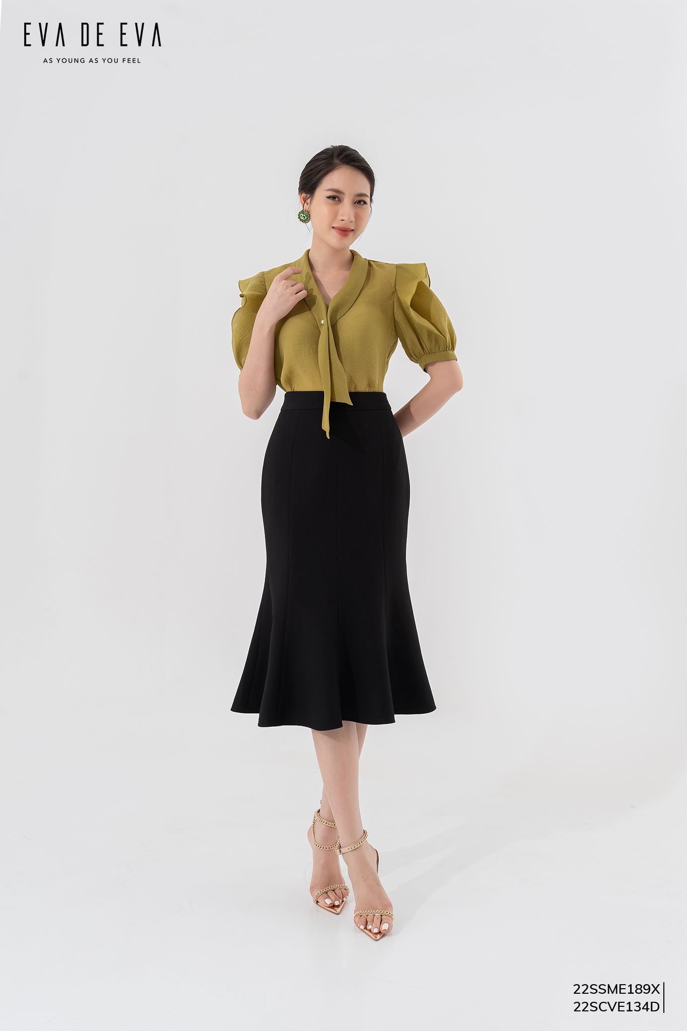  Sơ mi tay ngắn, Cổ nơ 22SSME189X 