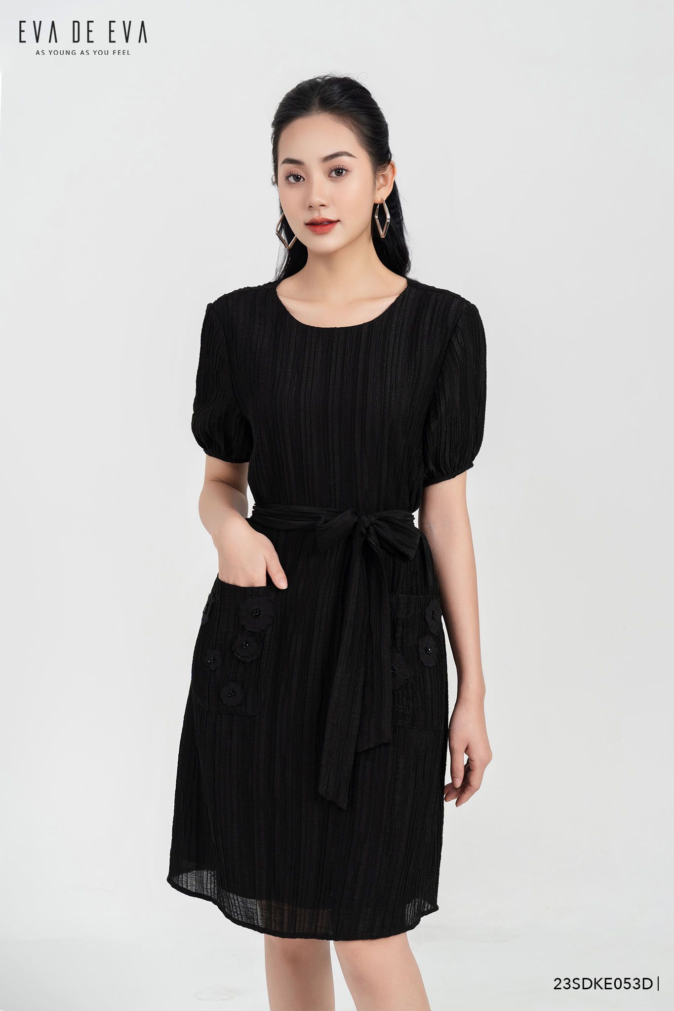  Đầm tay ngắn, Dáng thắt eo 23SDKE053D 