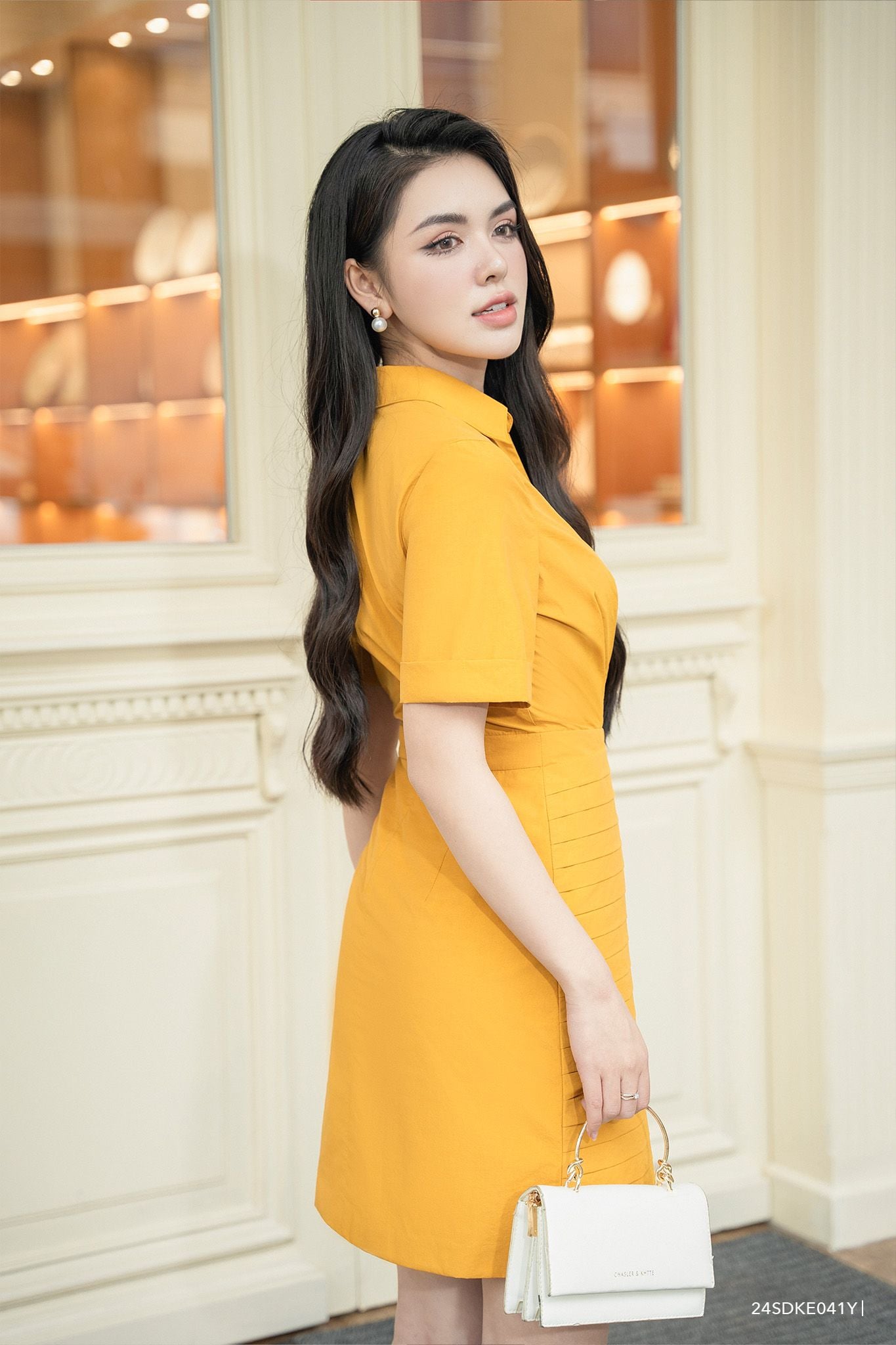  Đầm tay ngắn, Dáng thắt eo 24SDKE041Y 