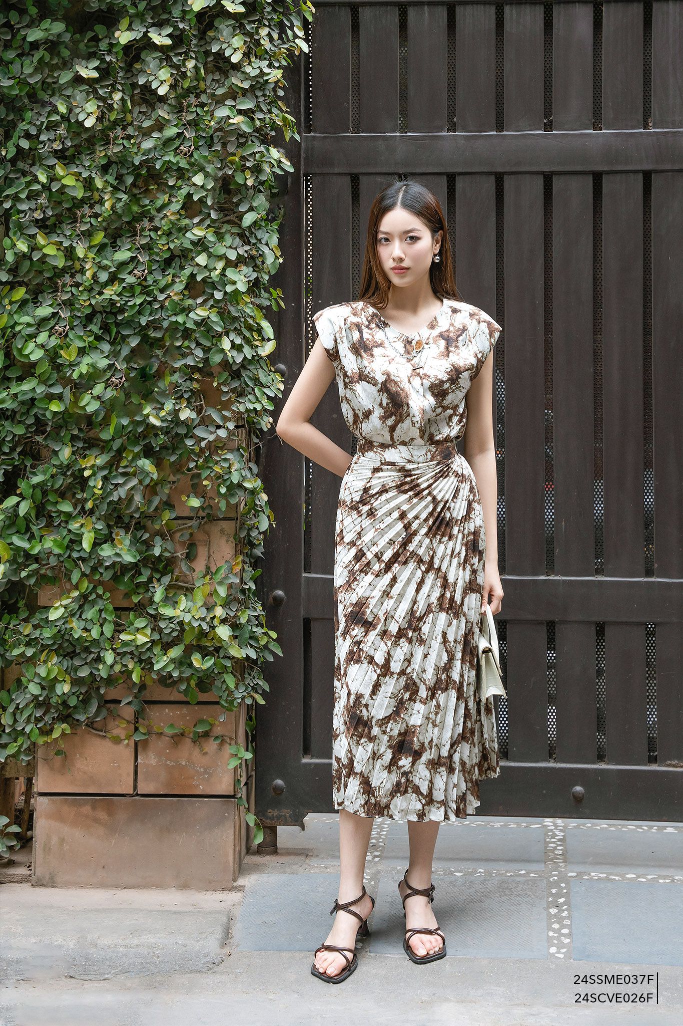  Chân váy Midi, Xếp ly 24SCVE026F 