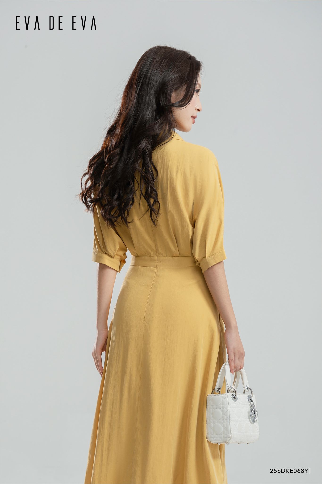  Đầm tay ngắn, Dáng thắt eo 25SDKE068Y 