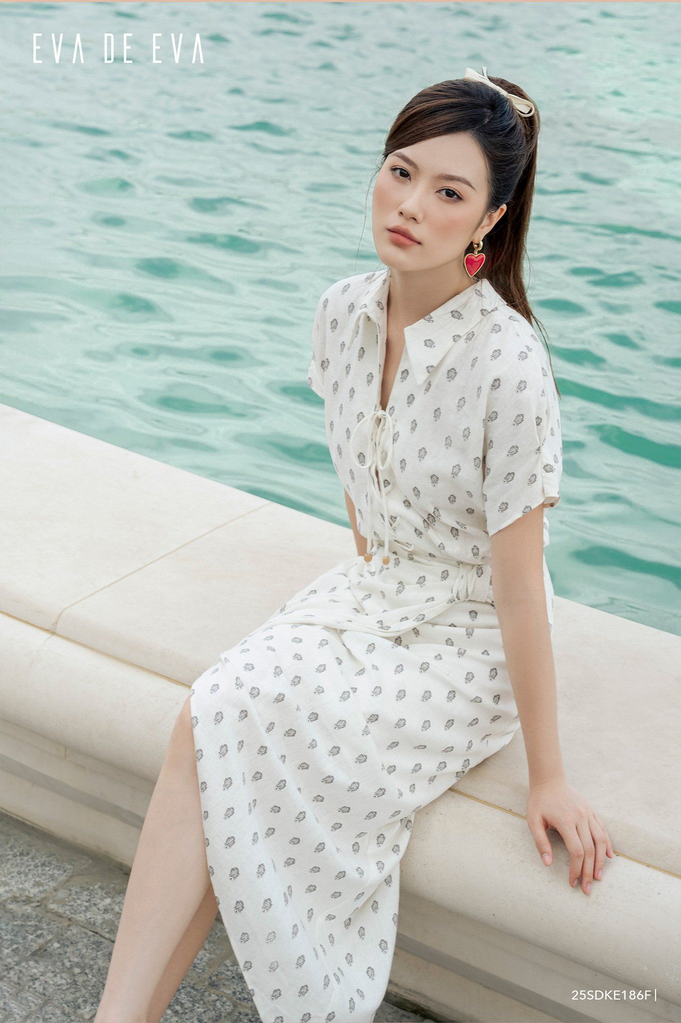  Đầm tay ngắn, Dáng thắt eo 25SDKE186F 