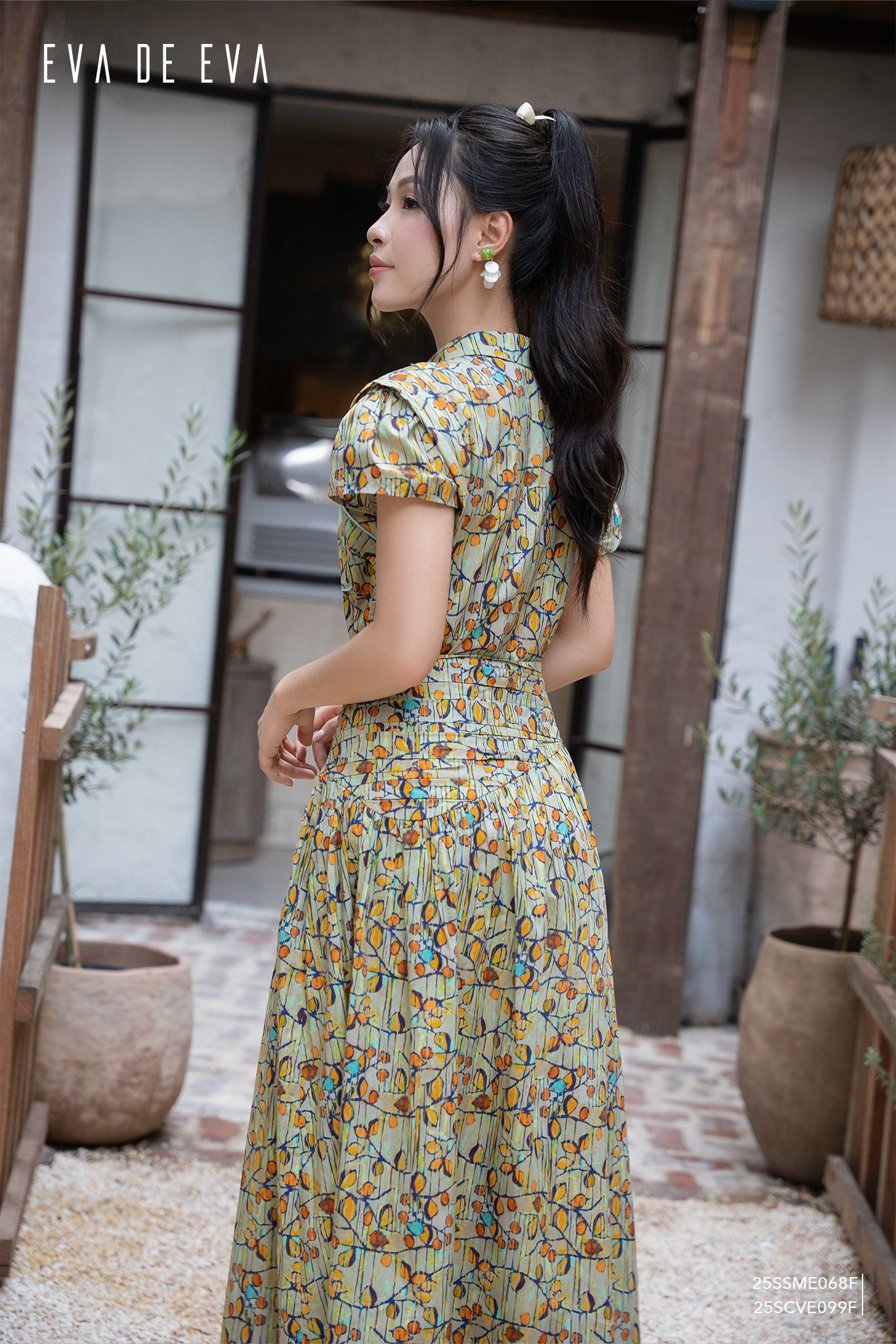  Sơ mi tay ngắn, Dáng sơ vin 25SSME068F 