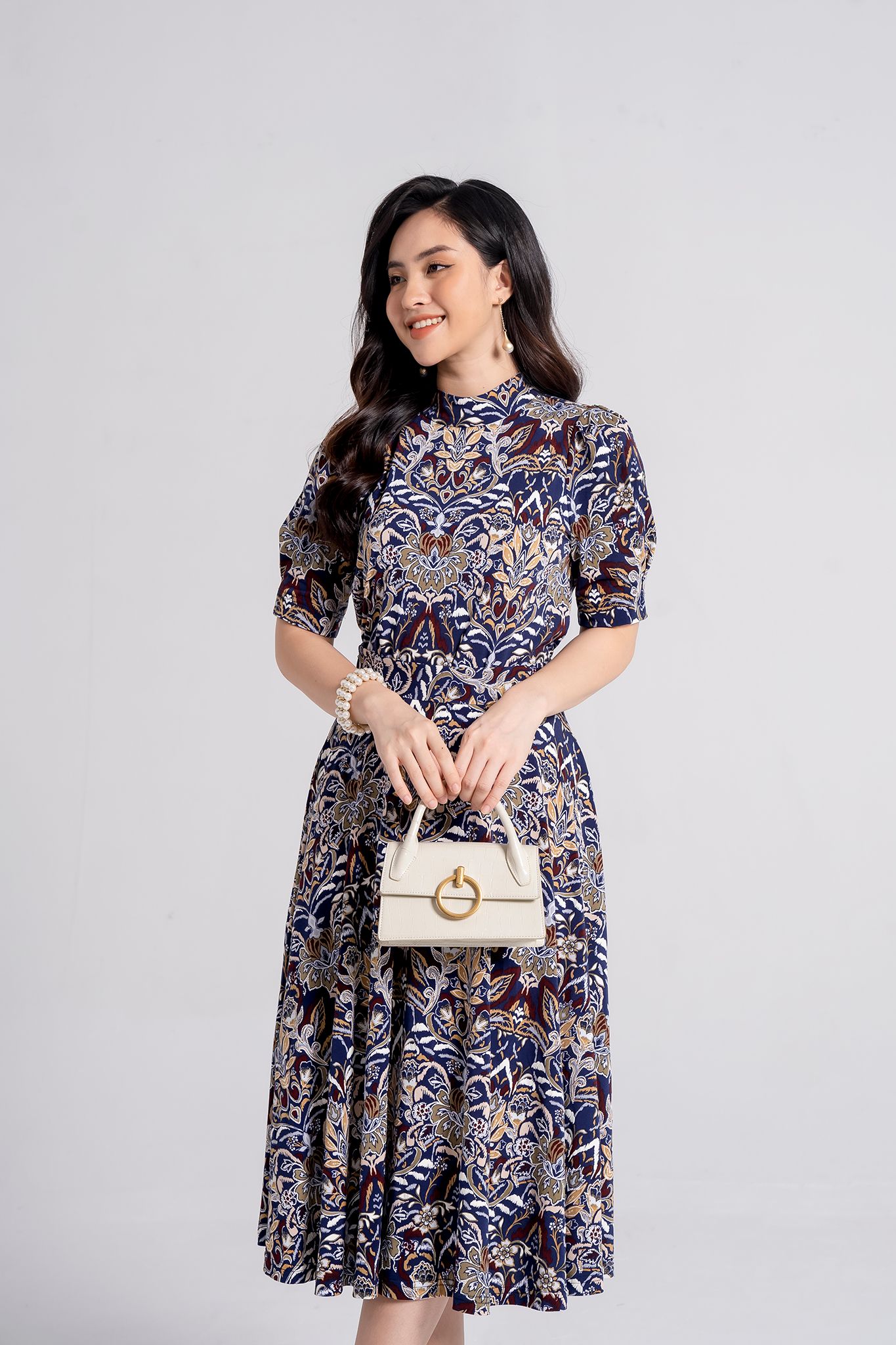  Chân váy ngang gối, Dáng xòe 21ACVE114R 