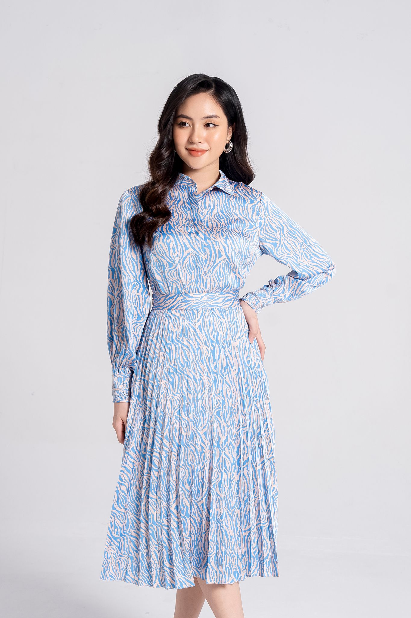  Sơ mi tay dài, Dáng sơ vin 21ASME094F 