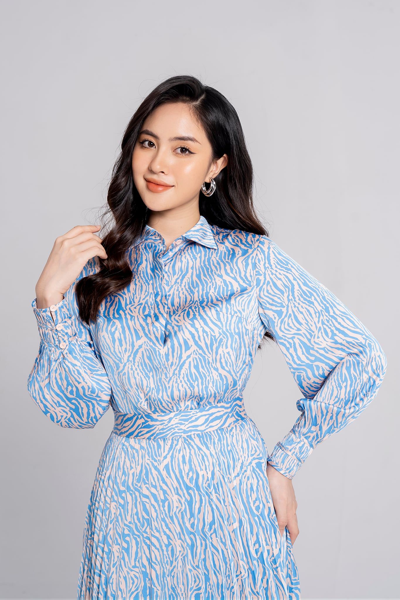  Sơ mi tay dài, Dáng sơ vin 21ASME094F 