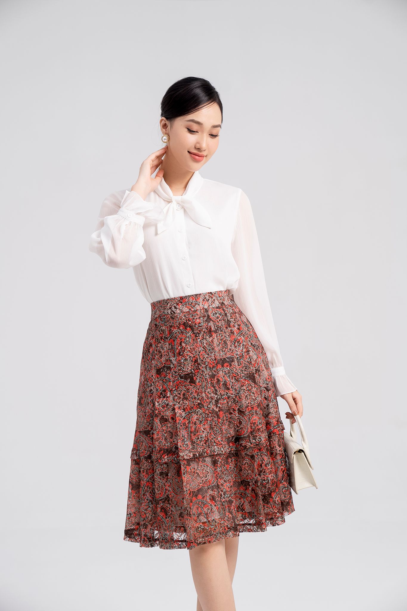 CHÂN VÁY MIDI 15 set đồ tôn dáng với chân váy midi dạo phố cuối tuần