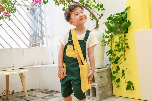  Áo linen cổ tròn phối nút vai unisex 