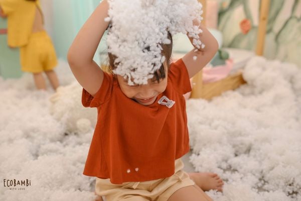  Áo linen xẻ lưng bé gái 