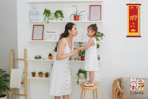  Đầm 2 dây nữ cotton thêu 