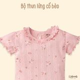  Bộ cotton thun Hàn kiểu dệt Jacquard tay ngắn cổ bèo quần lửng bé gái - 8935334000605 