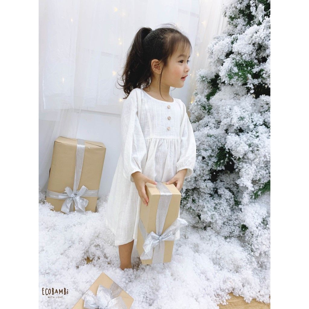  Đầm linen xẻ lưng V bé gái 