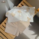  Bộ cotton Muslin Unisex tay ngắn, QUẦN SHORTS phong cách Hàn Quốc in Gấu phối quần kẻ sọc caro cho bé ECOBAMBI 