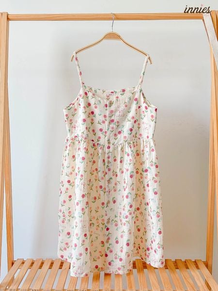  Đầm 2 dây cotton muslin, nút cài giữa, dáng xoè đáng yêu mặc nhà cho nữ Innies - IN-23DAMNU002 