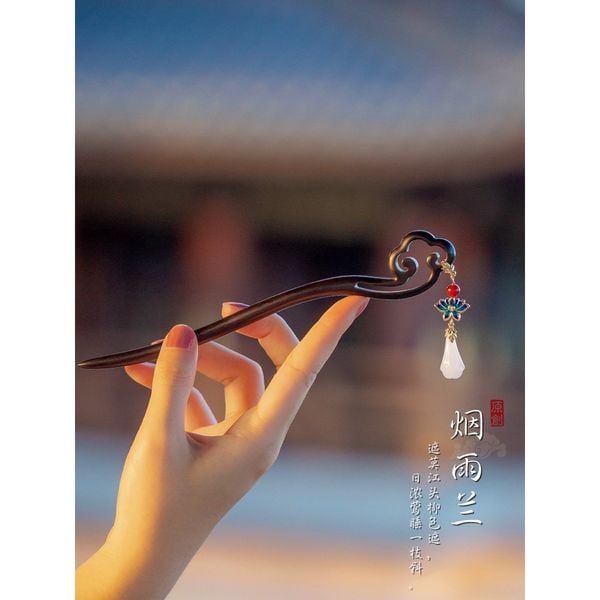  Trâm Cài Tóc Hoa Lan Misty Rain 