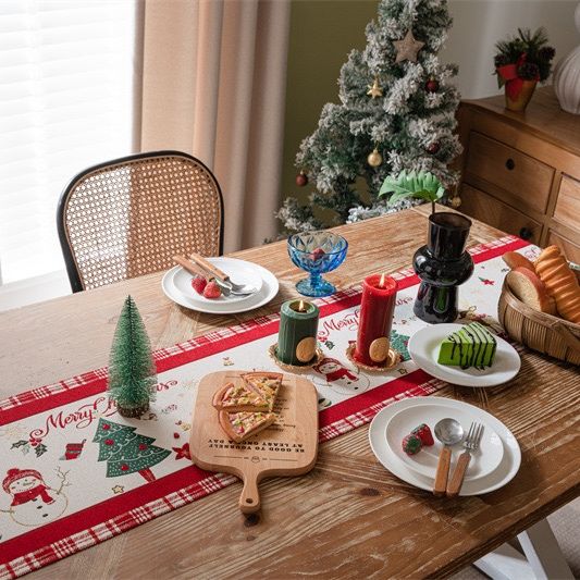  Khăn Trải Bàn Christmas Viền Đỏ 