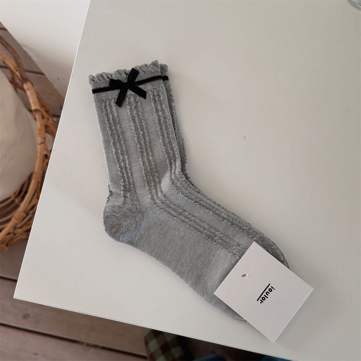  Tất Nơ Tiểu Thư 