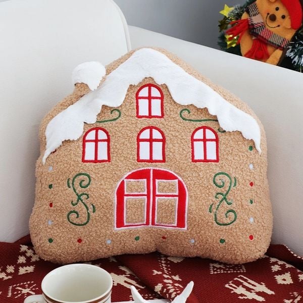  Gối Bông Ngôi Nhà Giáng Sinh 