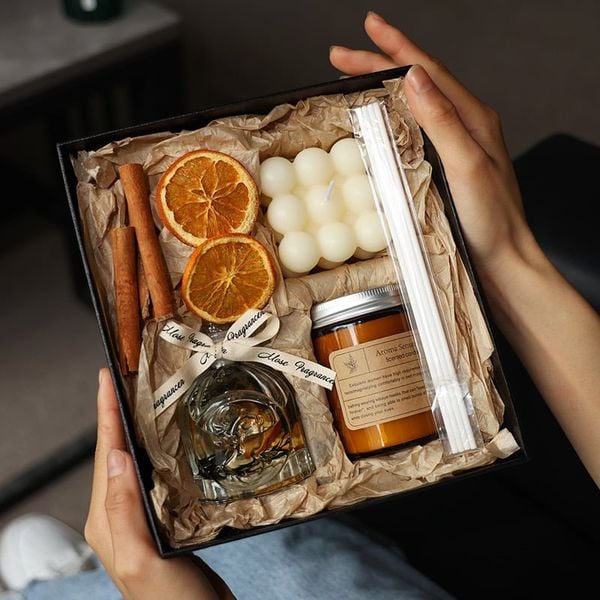  Hộp Quà Nến Thơm, Tinh Dầu Best Love 