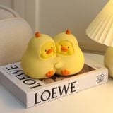 Trái Lê Mặt Vịt Ôm Sách 