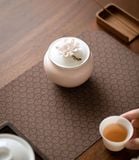  Hũ Đựng Trà Mai Hồng 