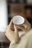  Chén Trà Vẽ Tay Hoa Đào Nở Rộ 