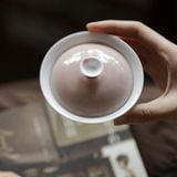  Ấm Trà Vẽ Tay Hoa Đào Nở Rộ 