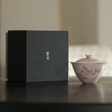  Ấm Trà Vẽ Tay Hoa Đào Nở Rộ 