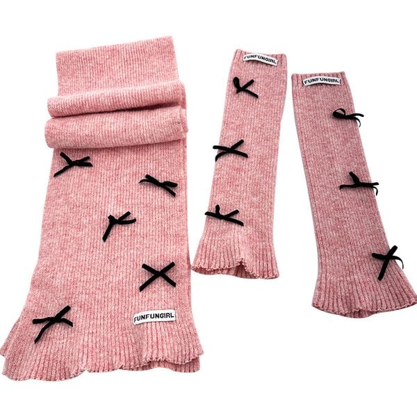  Khăn Quàng Và Tất Dệt Kim Cao Cấp 