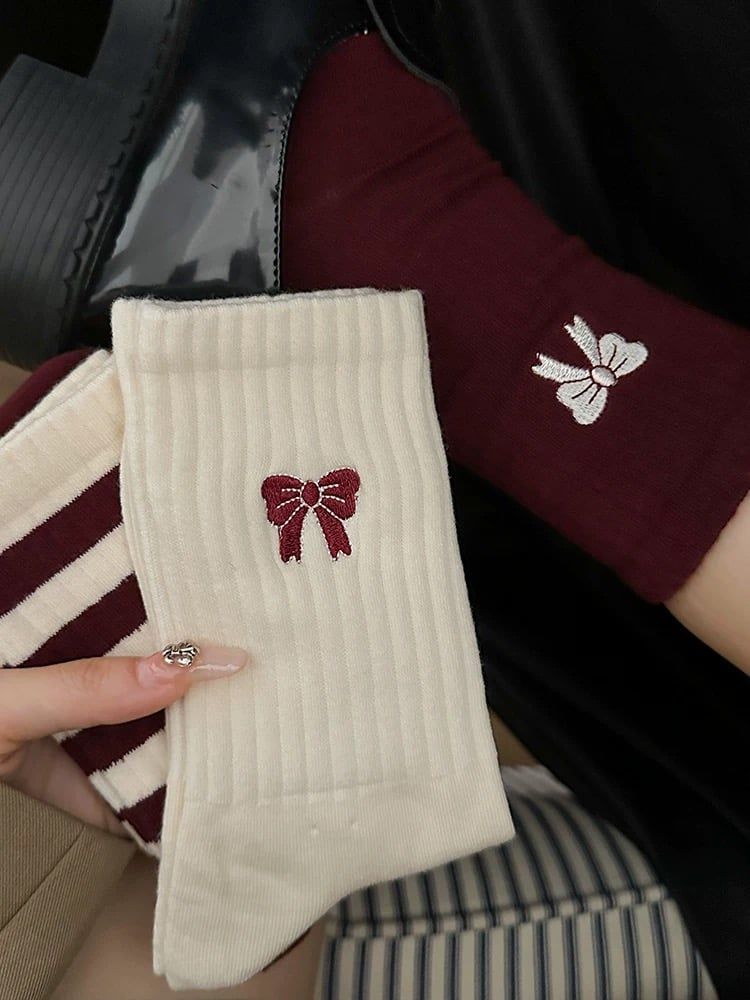  Tất Thêu Nơ Dài 