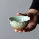  Tách Trà Men Ngọc Nổi Cánh Hoa 