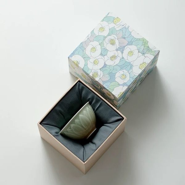  Tách Trà Men Ngọc Nổi Cánh Hoa 