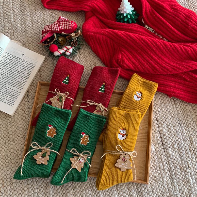  Tất Thêu Hoạ Tiết Giáng Sinh 