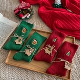  Tất Thêu Hoạ Tiết Giáng Sinh 