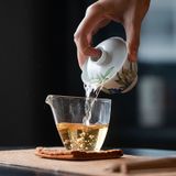  Chén Trà Hoa Thuỷ Tiên Vẽ Tay 