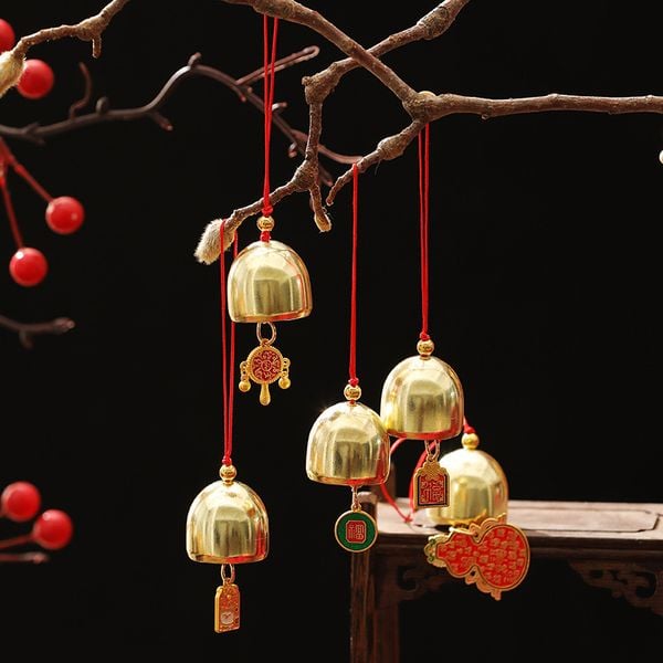  Chuông Nhỏ May Mắn Đầu Năm 