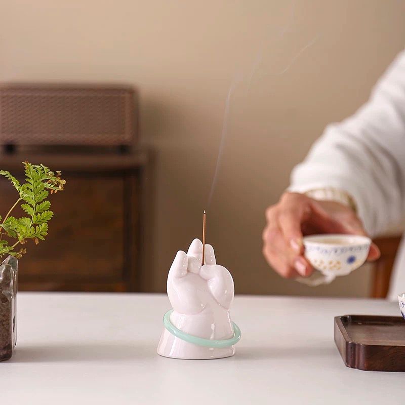  Đốt Trầm Bàn Tay Phật Trắng 