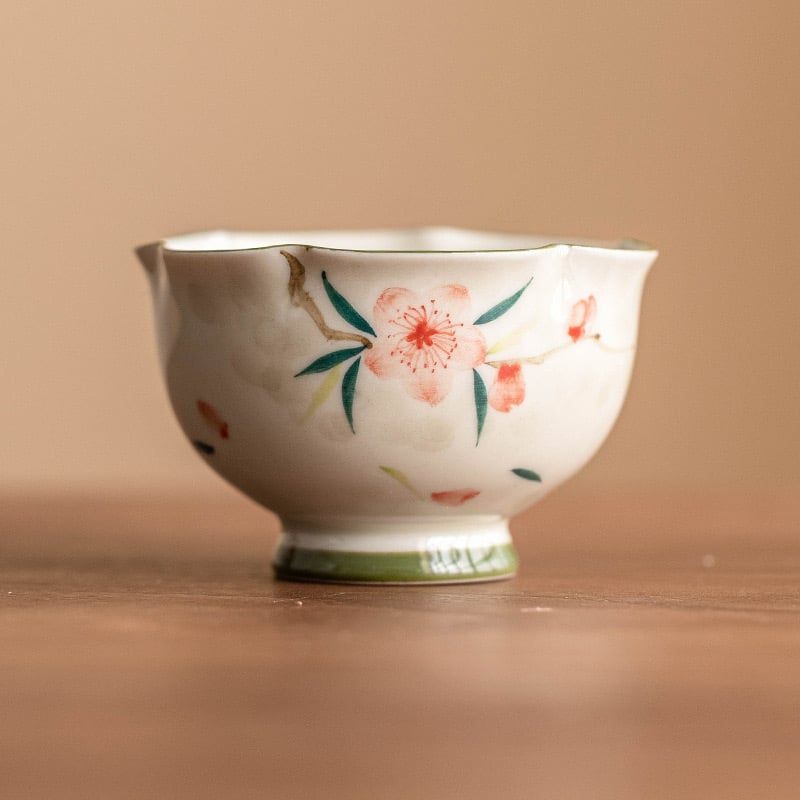  Tách Trà Hoa Đào Vẽ Tay 
