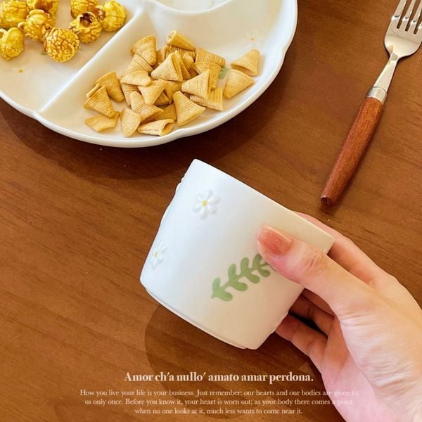  Bộ Ấm Trà Hoa Cúc Nhỏ 