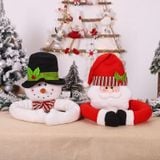  Ông Già Noel, Người Tuyết Ôm Cây Thông 