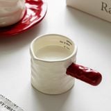  Cốc Rót Sữa Tay Cầm Đỏ 