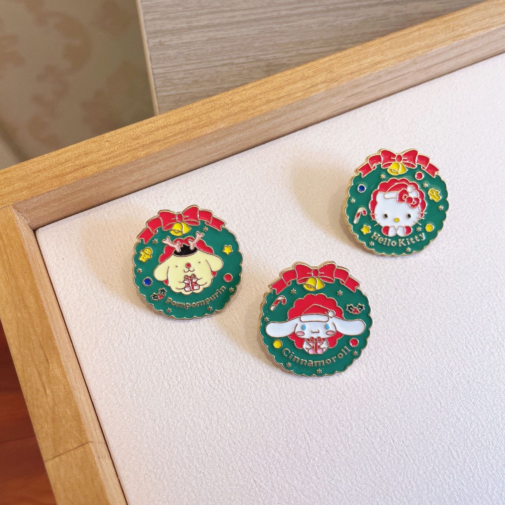  Pin Cài Áo Hoạt Hình Christmas 