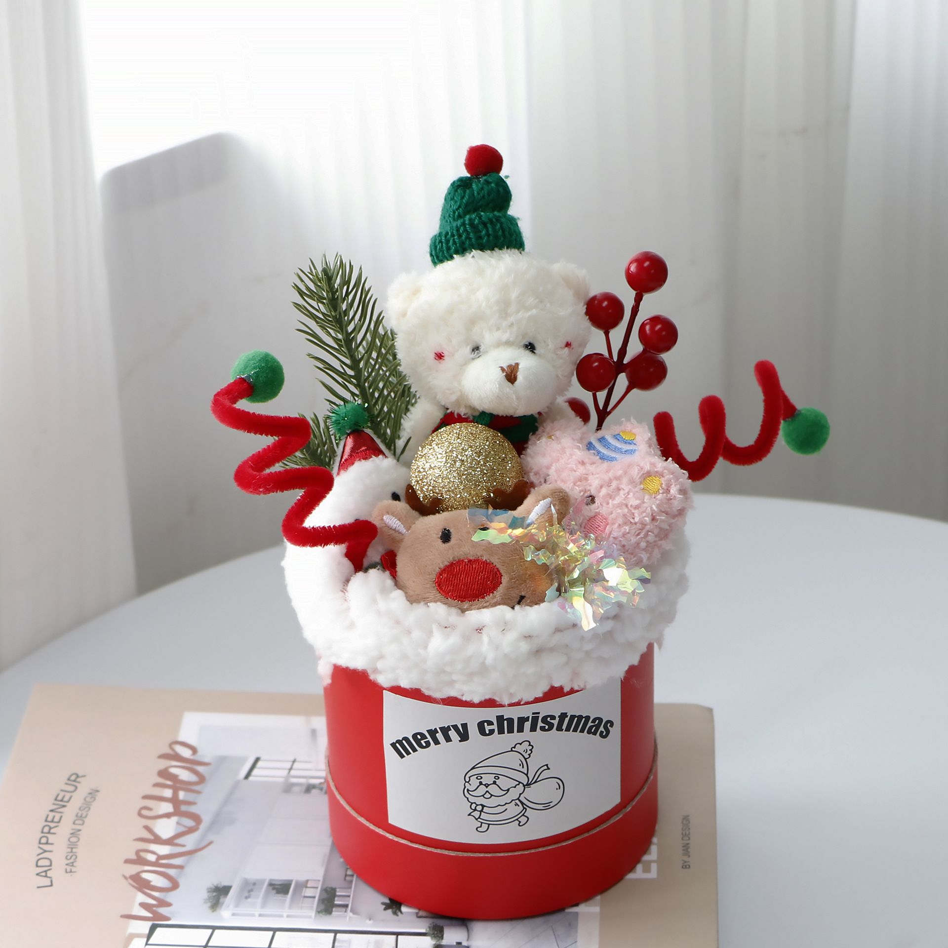  Hộp Quà Gấu Bông Merry Christmas 