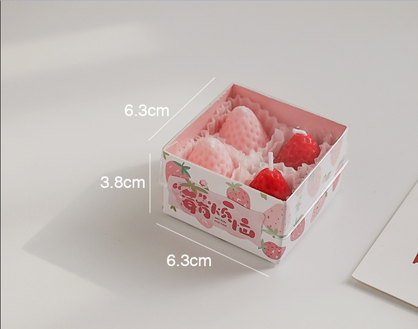  Set Nến Thơm Dâu Tây (4 Nến) 