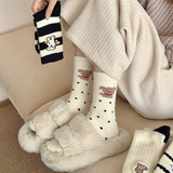  Tất Bông Mềm Đen Trắng 