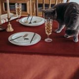  Khăn Trải Bàn Đỏ Retro 