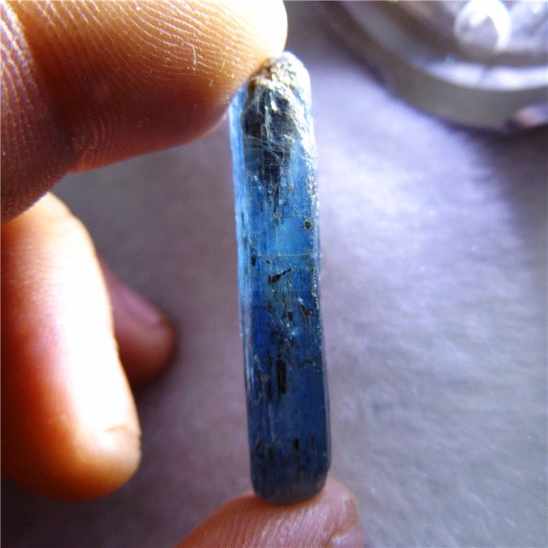  Đá Kyanite 