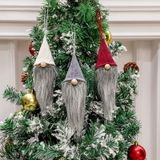  Thần Lùn Râu Treo Cây Thông 