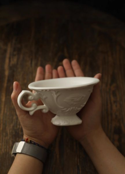  Tách Trắng Vintage 